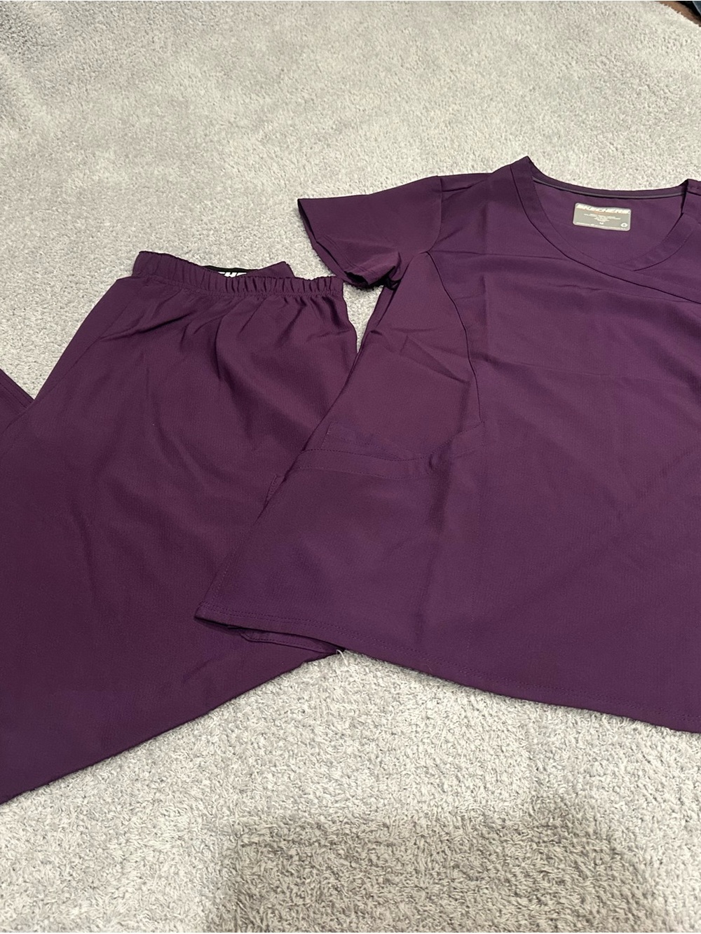 Skechers Purple Plum Scrub Set size Medium